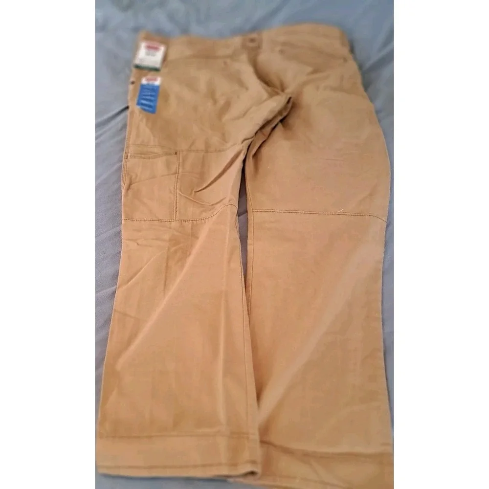 NWT Wrangler  Mens Utility Pants Beige‎ 42x30 Comfort SPF 30 Normcore Gorpcore